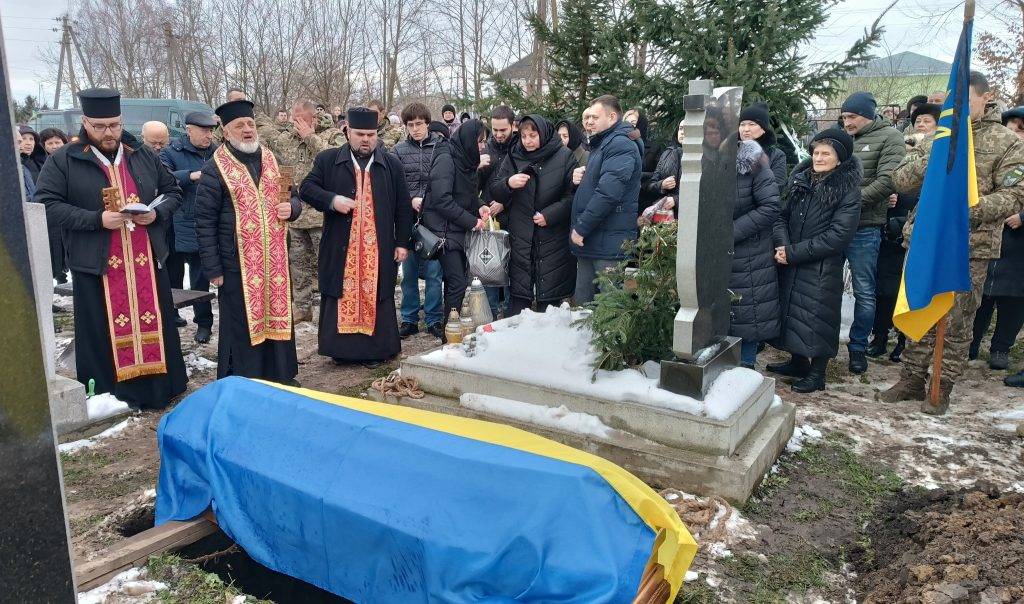 У Франківській громаді в останню земну путь провели Героя Володимира Пилипіва