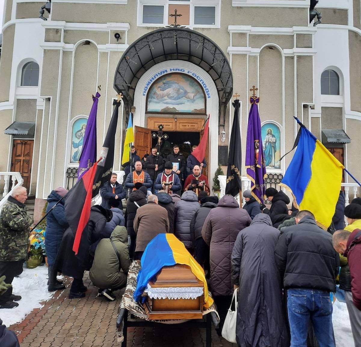 У Бурштинській громаді відбувся чин похорону загиблого Героя Володимира Рибака