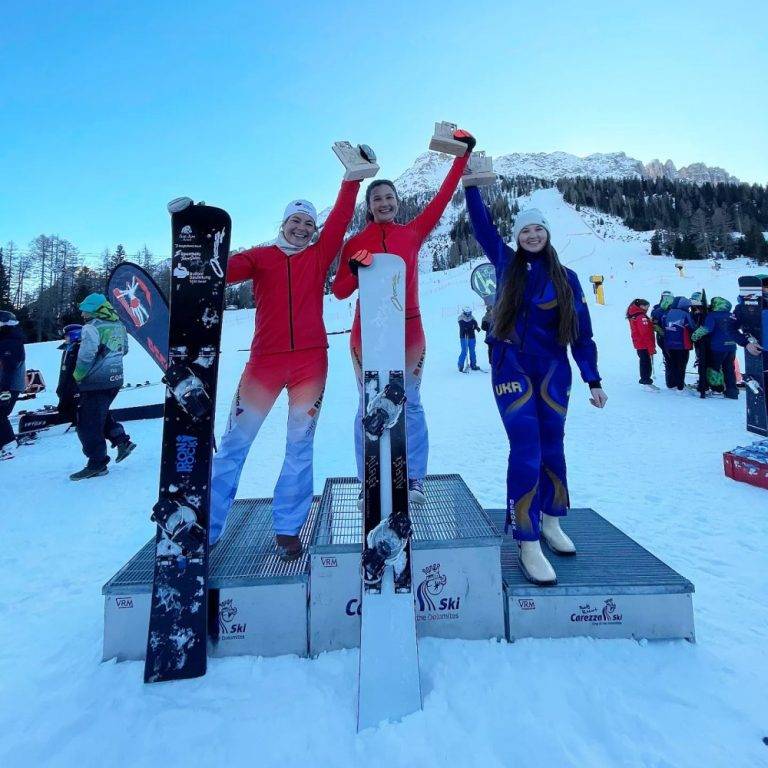 Сноубордистка з Івано-Франківщини виборола "бронзу" на змаганнях FIS Alperiacup