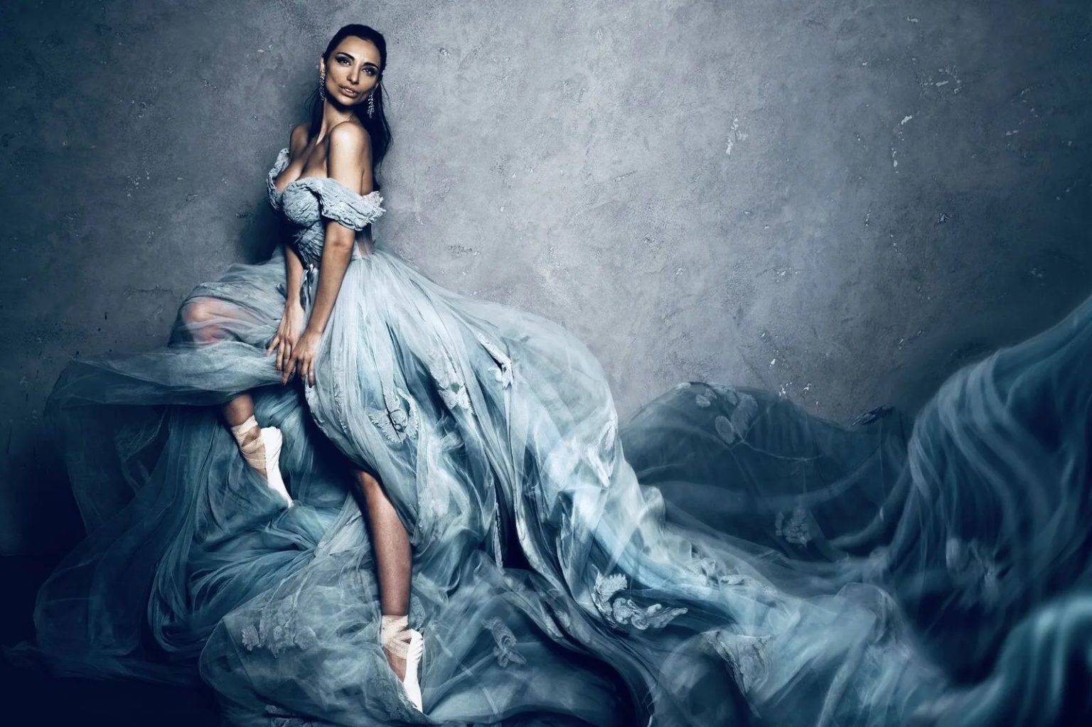 Відома прима-балерина на єгипетському відпочинку посвітила формами в бікіні