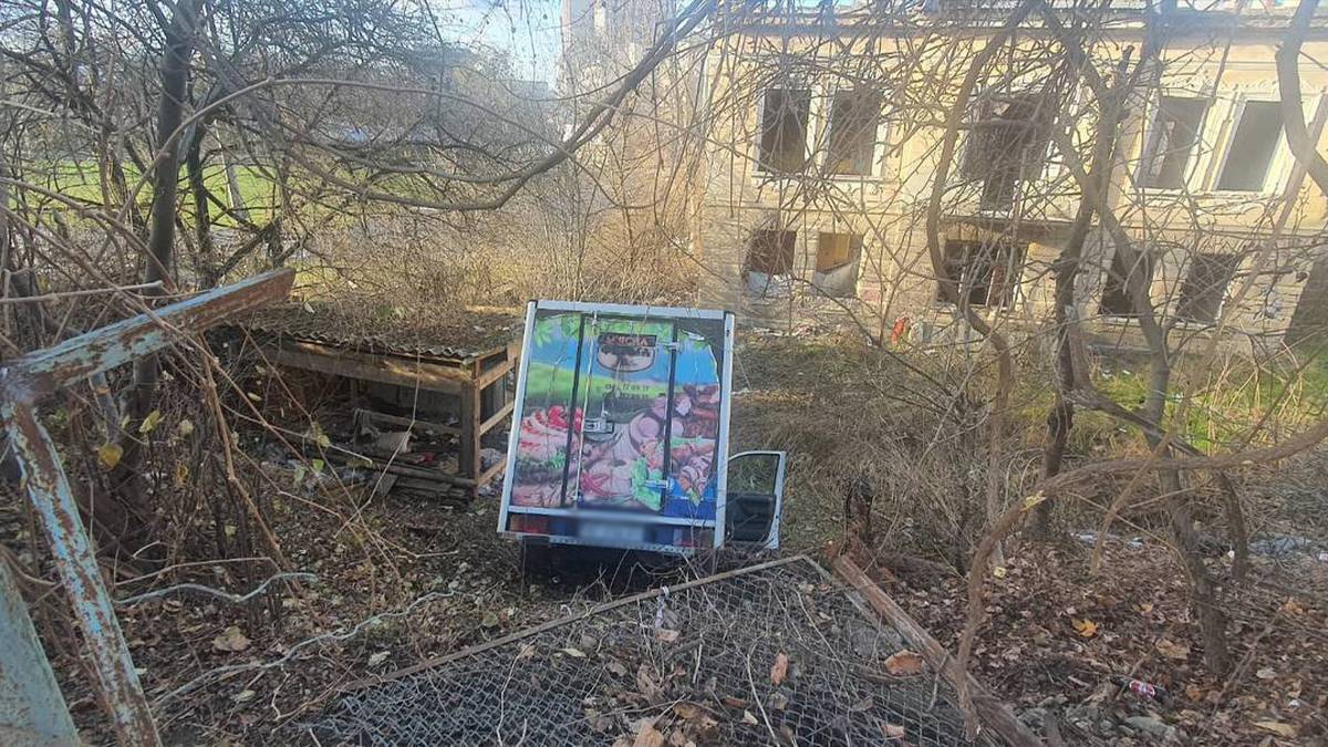 У Франківську водій з’їхав у кювет – водія госпіталізували. ФОТО