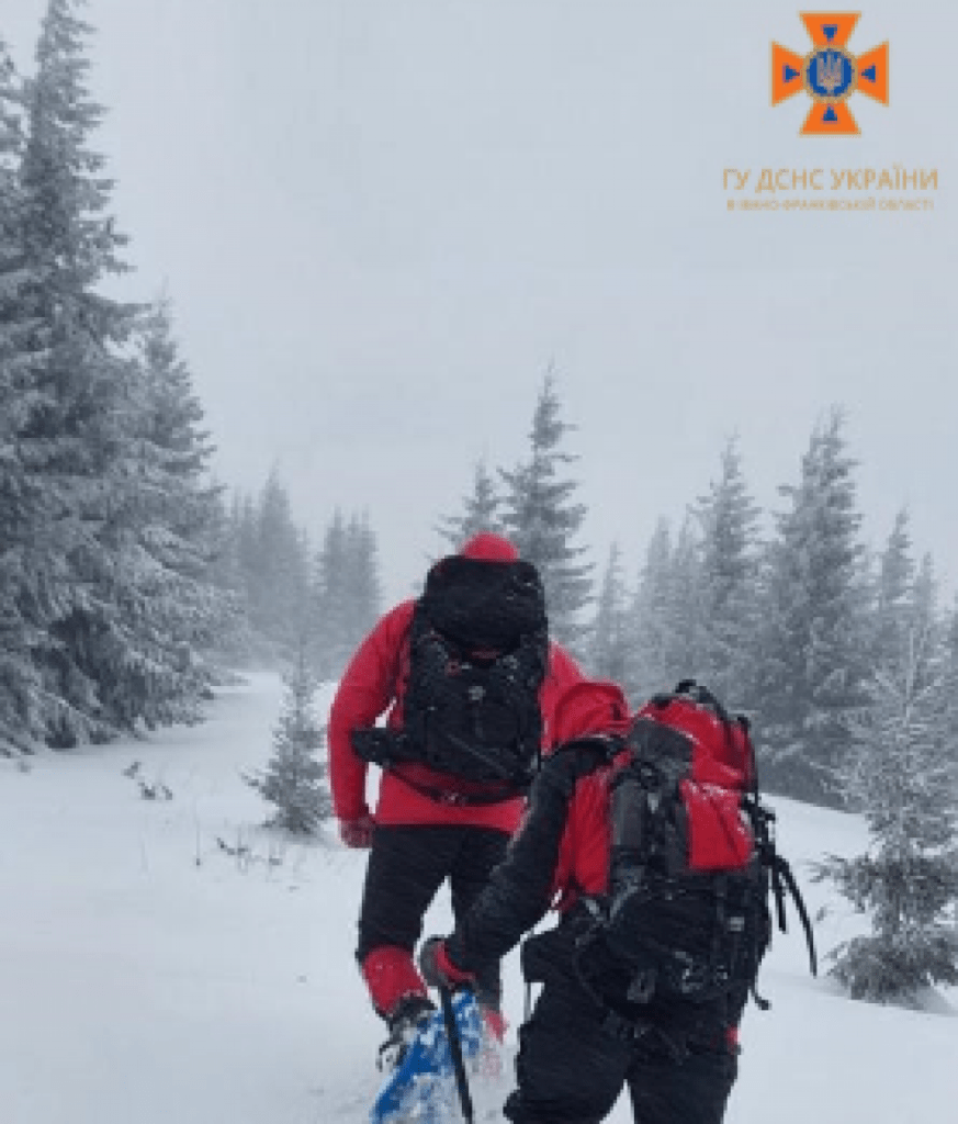 До пошуків француза, що зник у Карпатах, долучають закарпатських рятувальників