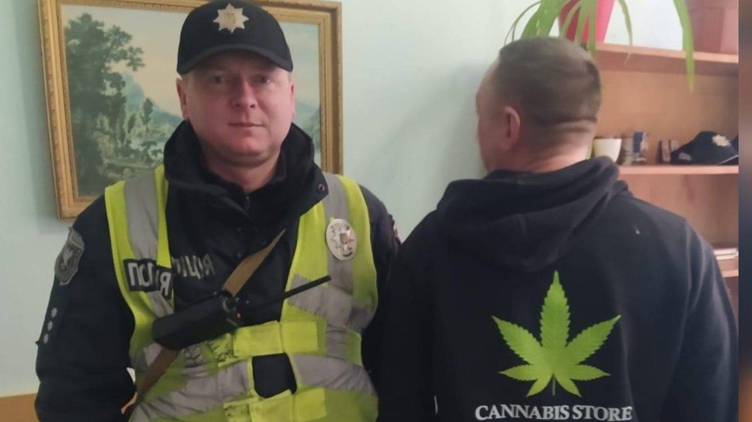 У дебошира з Коломийщини поліціянти знайшли наркотики