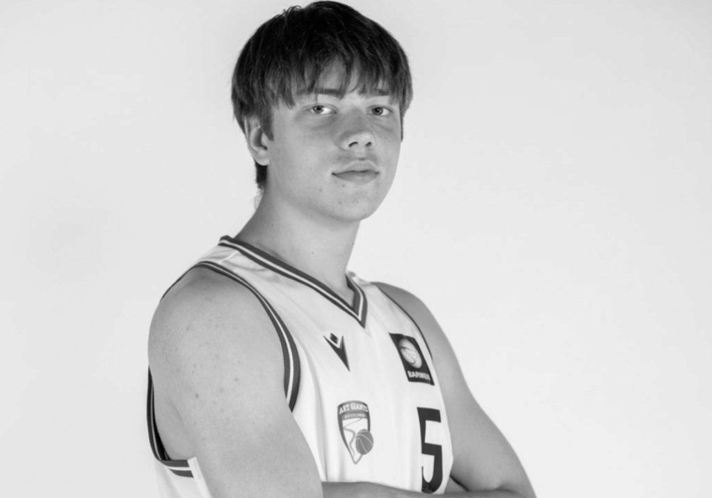 поранили ножем у німецькому Оберхаузені,18-річний український баскетболіст Артем Козаченко