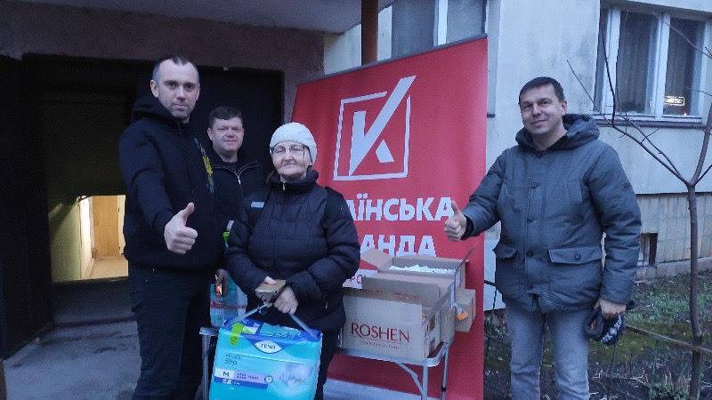 У волонтерському штабі «Українська команда» міста Івано-Франківськ триває робота