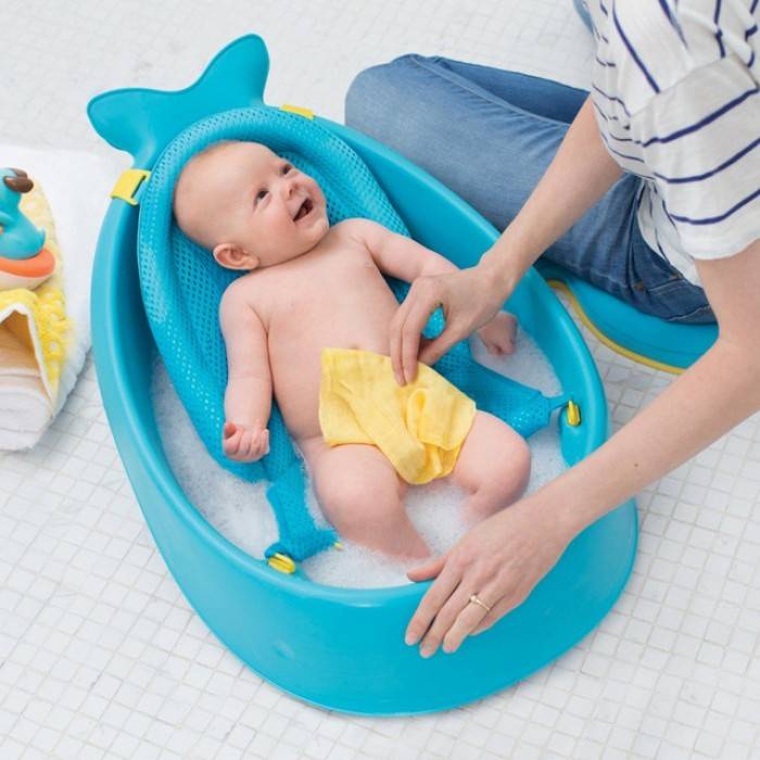 Важливість вибору правильної дитячої ванночки для купання вашого малюка