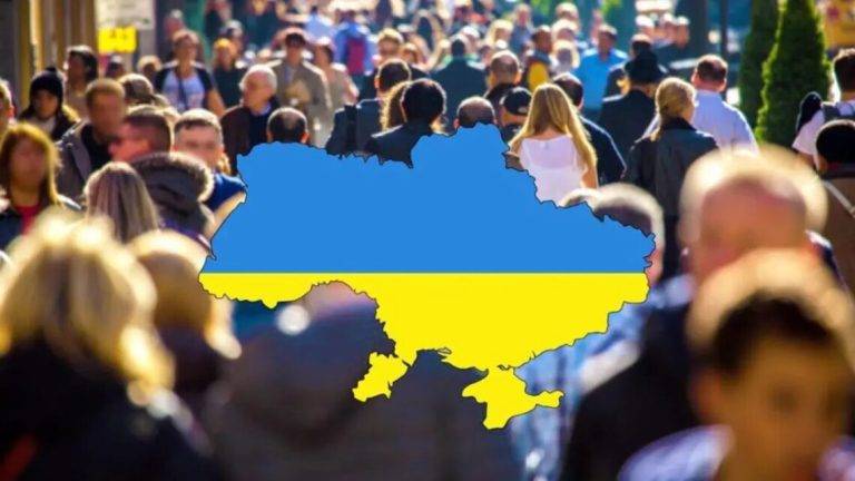 Як скоротилася чисельність населення України за два роки війни