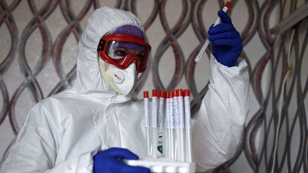 За минулий тиждень на Прикарпатті від COVID-19 померло двоє людей