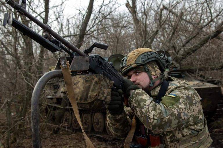 Протягом минулої доби відбулося 102 бойових зіткнення - Генштаб