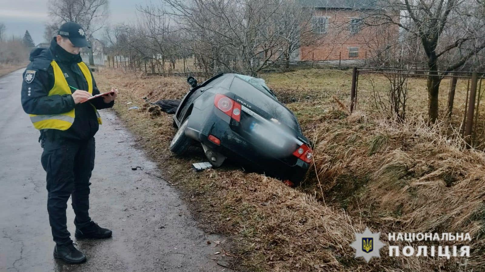 Керманич в’їхав у бетонний місток: в поліції розповіли деталі смертельної ДТП на Прикарпатті