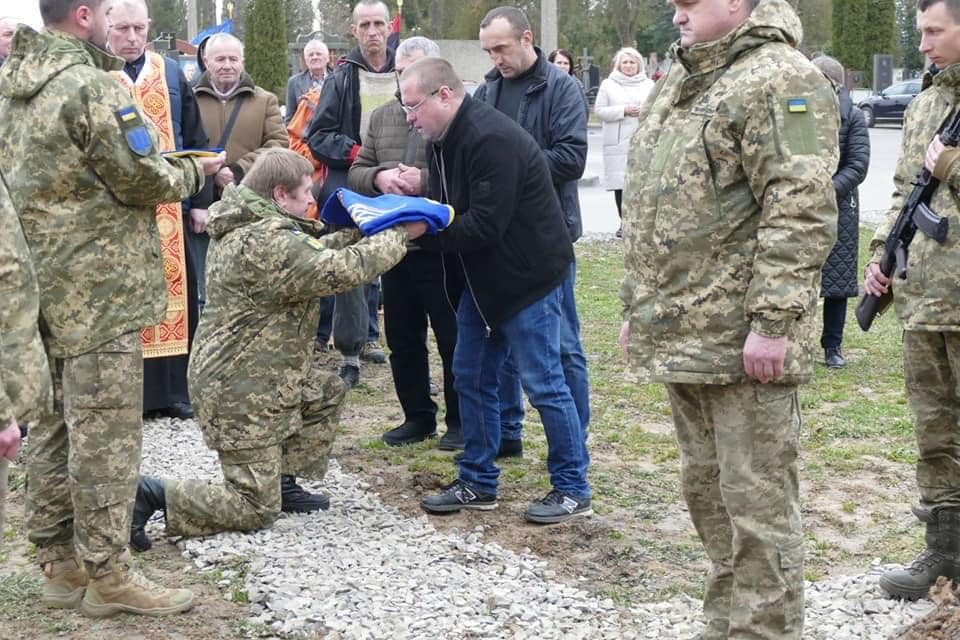 Калуська громада провела на вічний спочинок Героя Володимира Даниліва