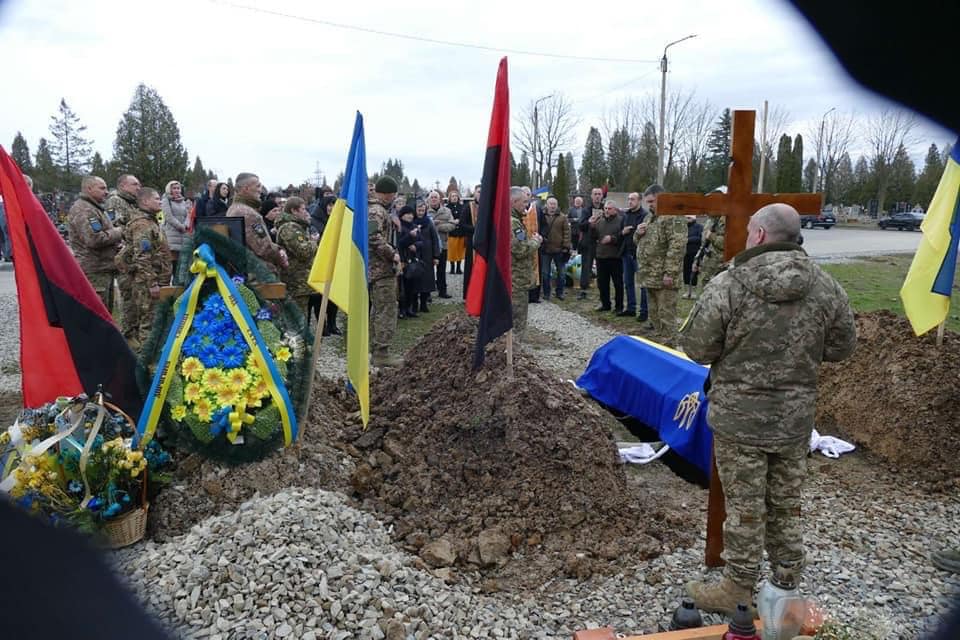 Калуська громада провела на вічний спочинок Героя Володимира Даниліва