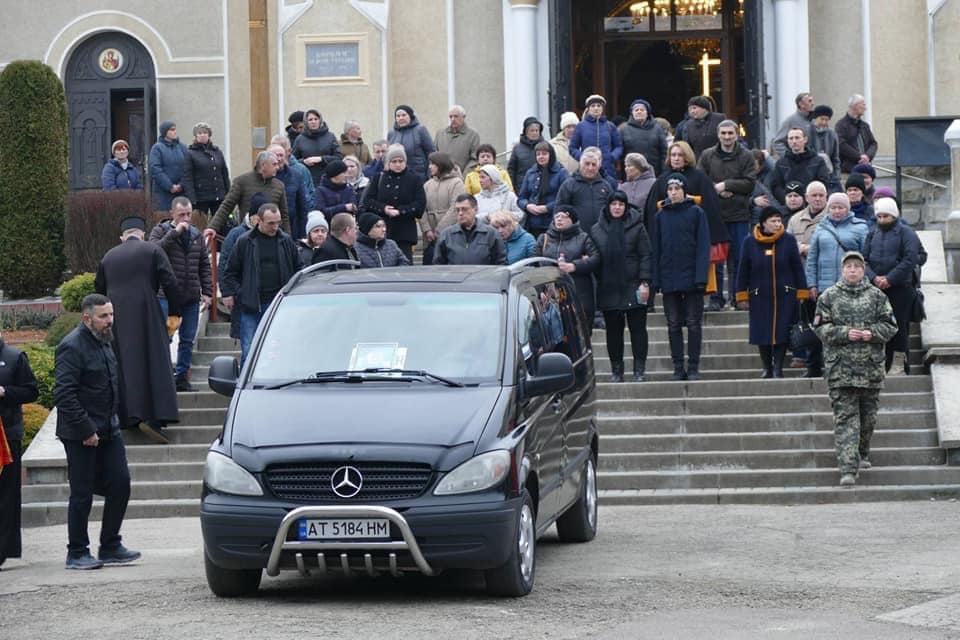 Калуська громада провела на вічний спочинок Героя Володимира Даниліва