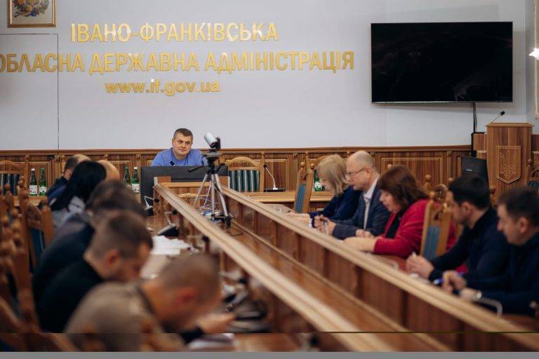 Недоцільні закупівлі: які прикарпатські громади спрямовували найменше коштів на підтримку війська