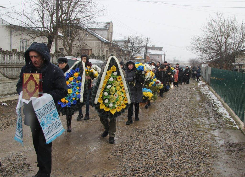 У Івано-Франківській громаді попрощалися із полеглим захисником Романом Свораком