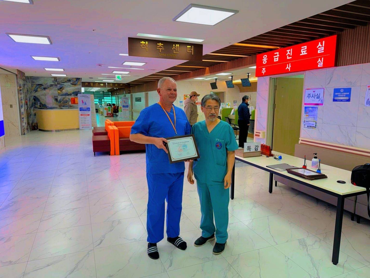 Хірурги обласної клінічної лікарні,вивчають корейський досвід,КНП ОКЛ Івано-Франківської обласної ради,Сергій Балан