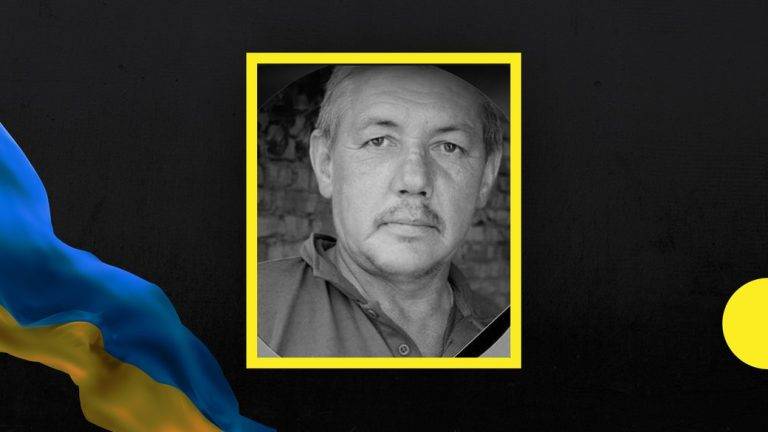 У Долинській громаді сьогодні попрощаються зі старшим сержантом Дмитром Крошнеєм