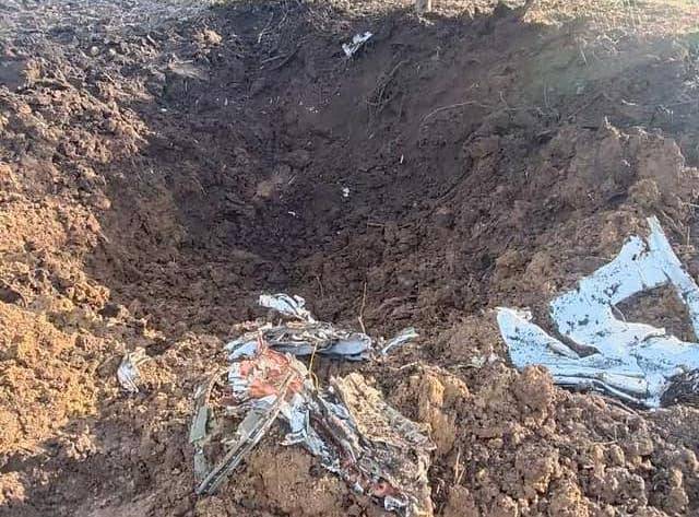 Уламки ракети пошкодили дахи будівель: у Бурштинській громаді працювала ППО