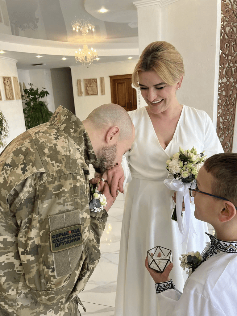 У Калуші в День святого Валентина одружився захисник України