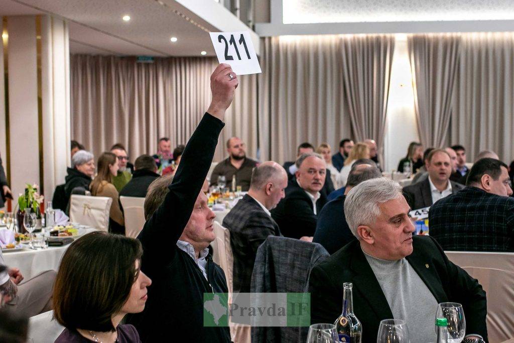 На благодійному аукціоні в Яремчі зібрали понад 2,4 млн грн для "едельвейсів" ФОТО