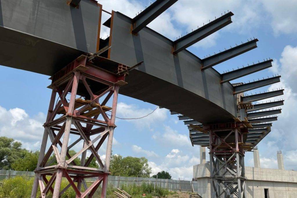 Під'їзну дорогу від Хіміків до нового пасічнянського моста збудує "ПБС", відома сума
