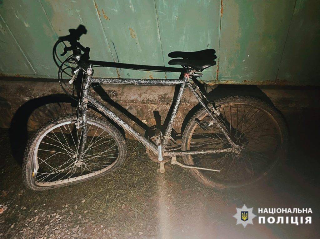 На Коломийщині п'яний водій збив велосипедиста. ФОТО