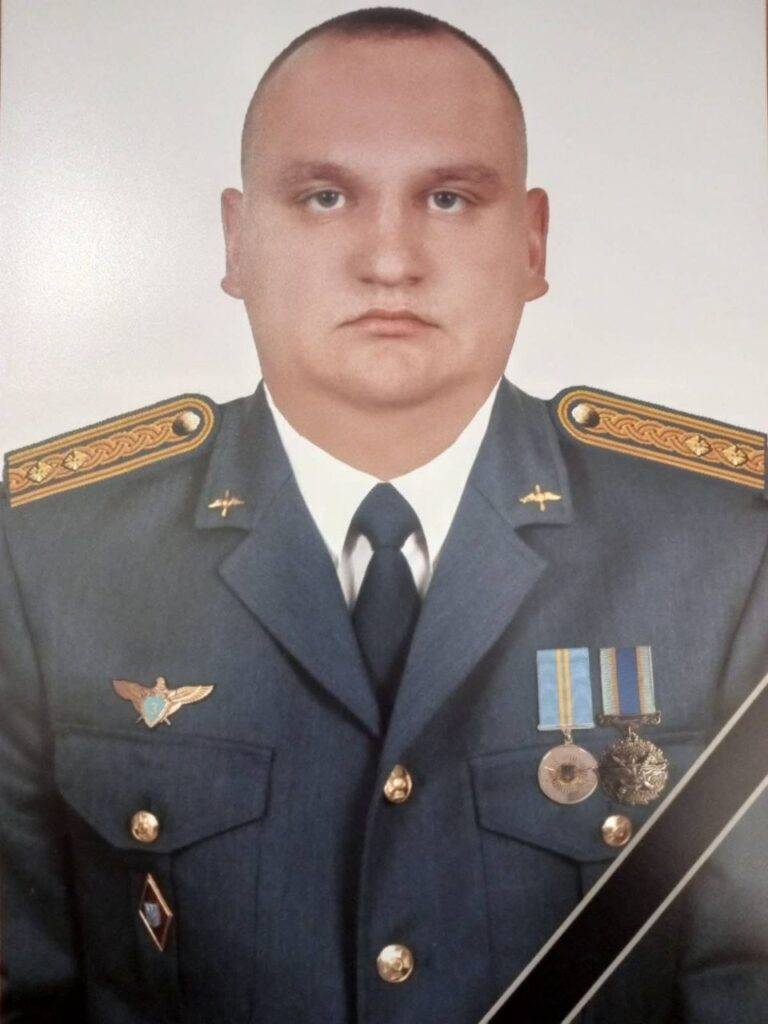 Сьогодні у Франківську поховають бойового пілота підполковника Андрія Ткаченка
