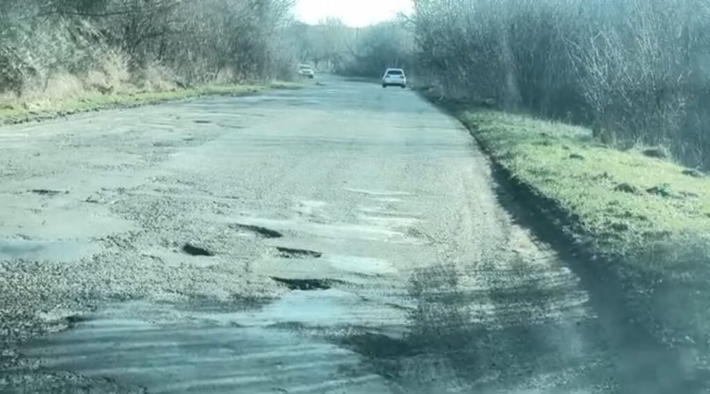 ситуацію щодо стану дороги державного значення Р-20,Р-20 «Тязів – Снятин – Старі Кути»,Городенківська міська рада