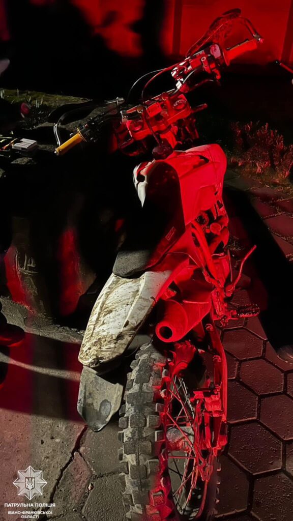 Франківські патрульні виявили п'яного мотоцикліста на Вовчинецькій