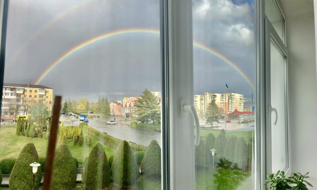 У Франківську зафіксували подвійну веселку. ФОТО