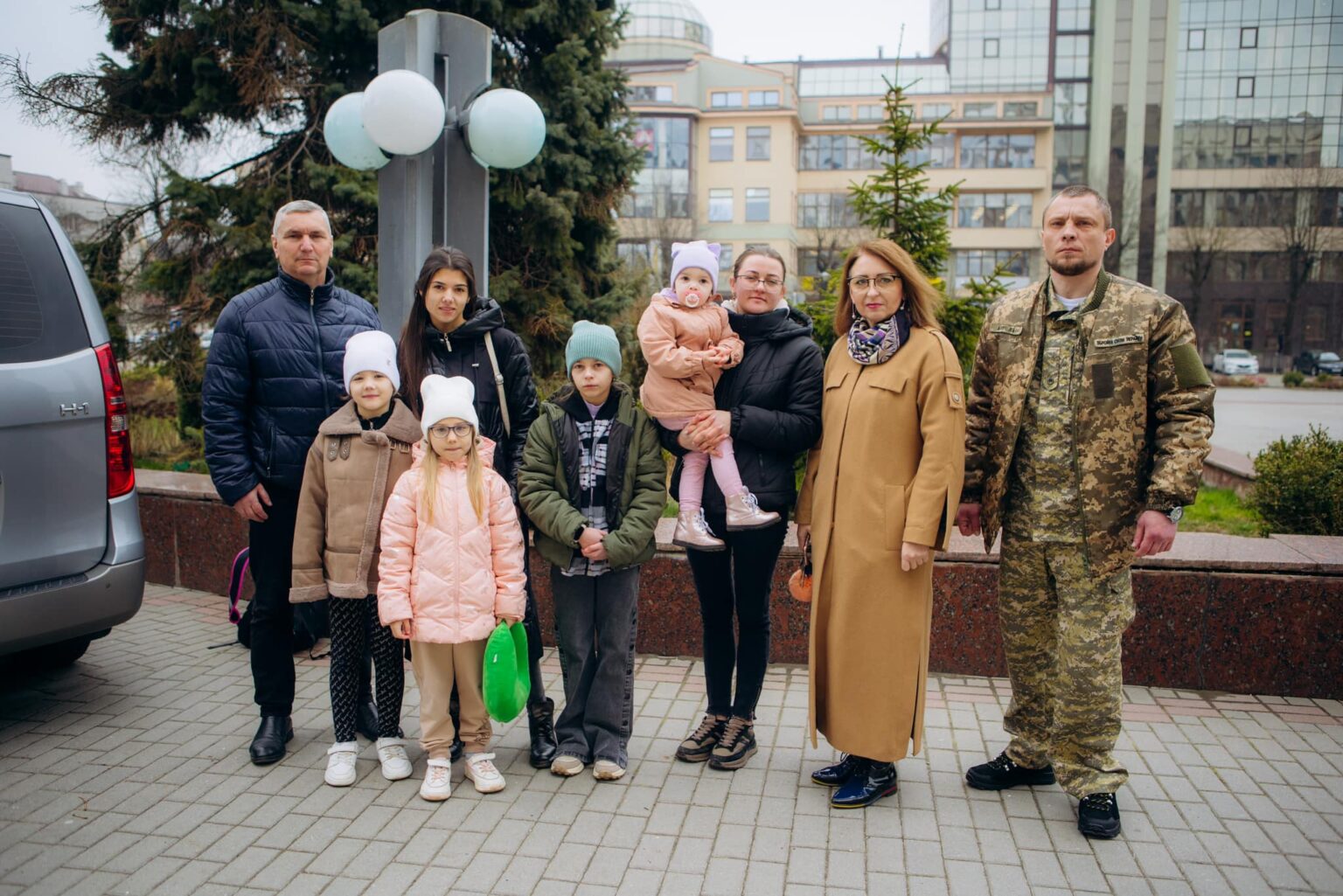 23 родини прикарпатських полеглих захисників,в Карпатах на відпочинку,Світлану Онищук