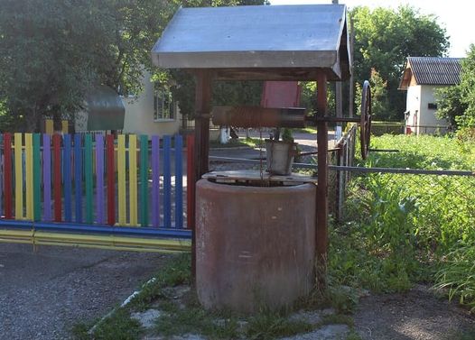 На двох вулицях у Тисмениці вода у криницях не відповідає нормам