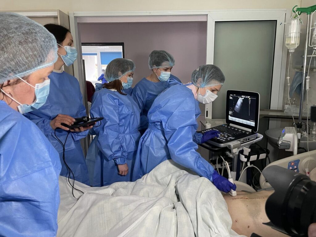 Діагноз біля ліжка хворого,застосування УЗД,у невідкладній домопозі,КНП ОКЛ Івано-Франківської обласної ради