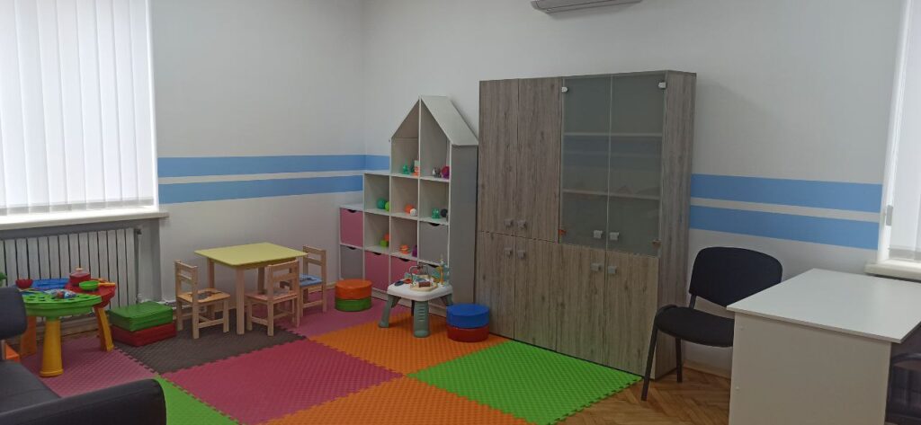 Право на сім'ю,відкрили Центр підтримки сімей та дітей,у Городенці,благодійний фонд «СОС Дитячі містечка»