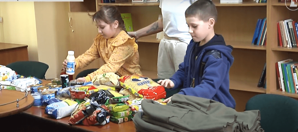 Шкільний ленд-ліз: як франківські учні збирають допомогу для військових