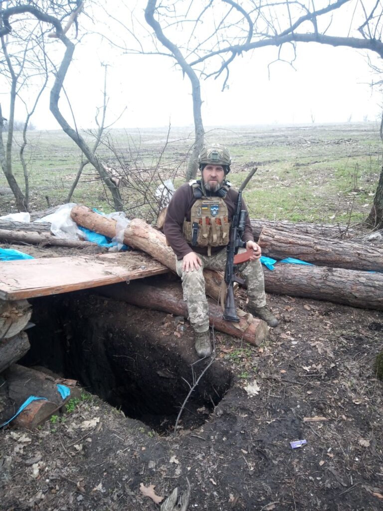 Найважче на війні – це втрачати побратимів, - поранений боєць, який служить у ТЦК на Прикарпатті