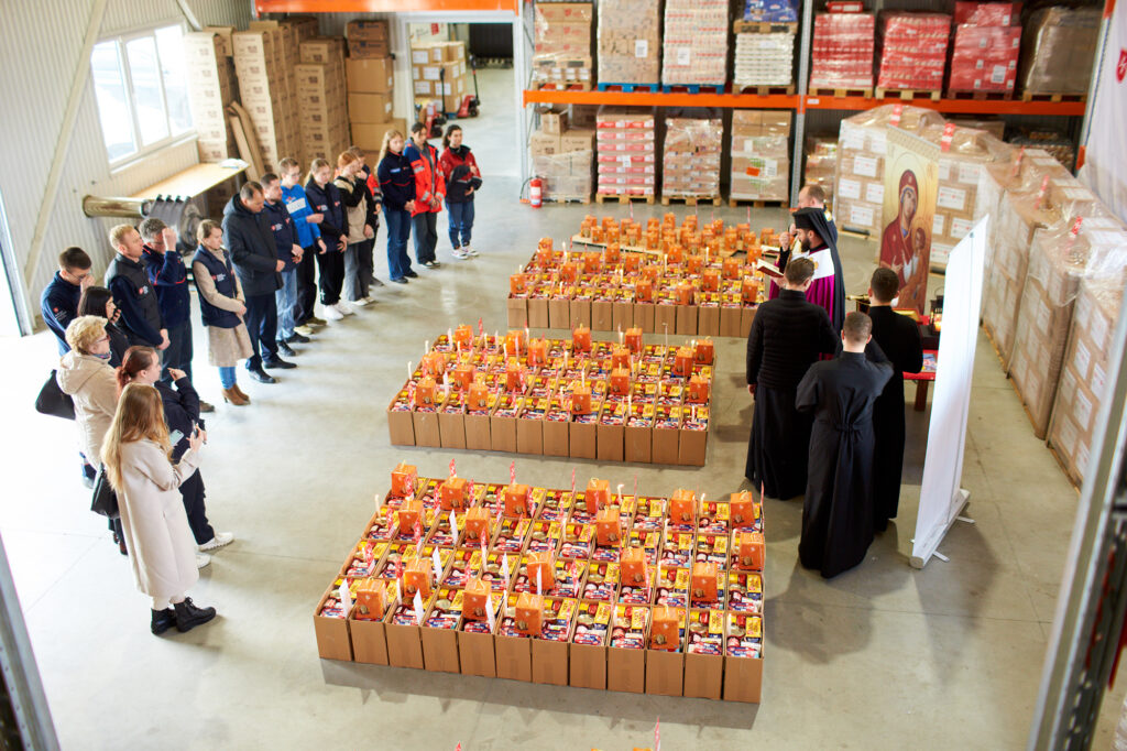 освятили понад тисячу продуктовмх наборів,Для найбільш вразливих франківців,Мальтійська служба допомоги,акцію Великодній кошик