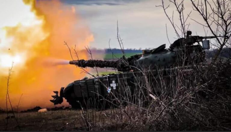 За минулу добу ЗСУ знищили майже 900 орків та значну кількість ворожої техніки