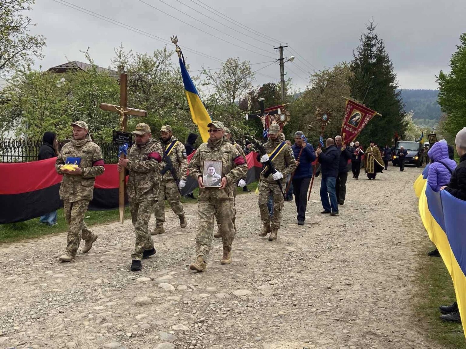 Дзвиняцька громада попрощалася зі своїм Героєм,Дзвиняцька ТГ,Ігор Ошколуп