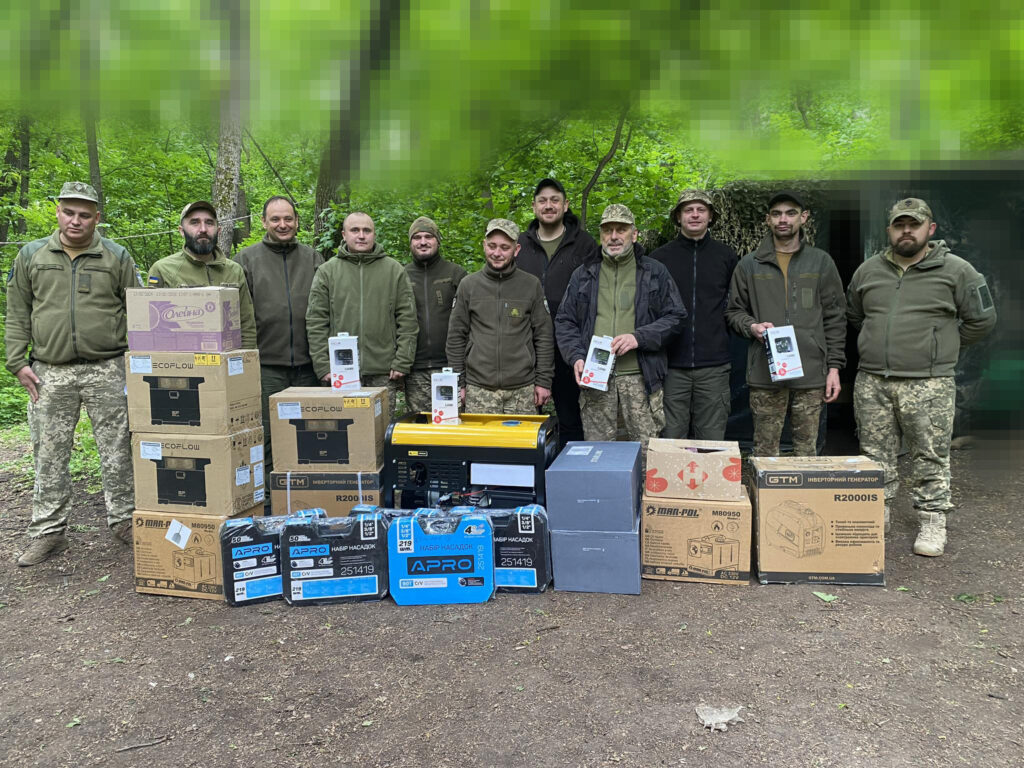 на фронт доправили чергову допомогу,Руслан Марцінків,для 109 батальйону 10 гірсько-штурмової бригади