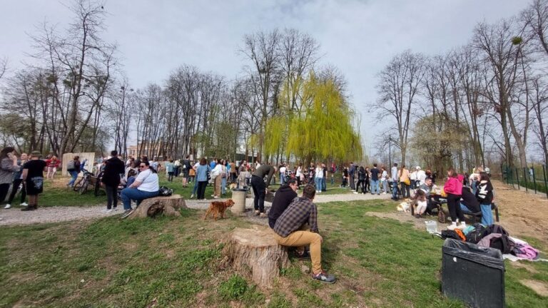 Марцінків про церкву на озері: Люди вийшли на протест - значить церква недокомунікувала