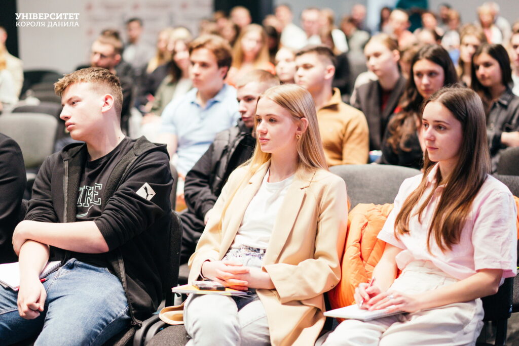 У Івано-Франківську стартував проєкт «Бізнес-прогрів молоді IF»,університет короля данила,Бізнес Асоціація Івано-Франківська