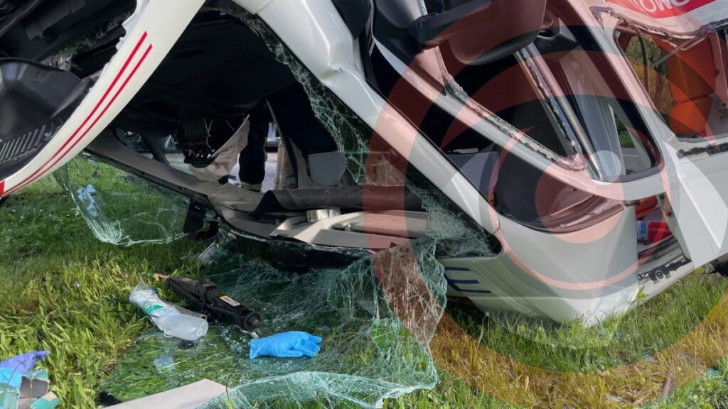 У Калуші трапилася потужна аварія за участі швидкої допомоги ФОТО