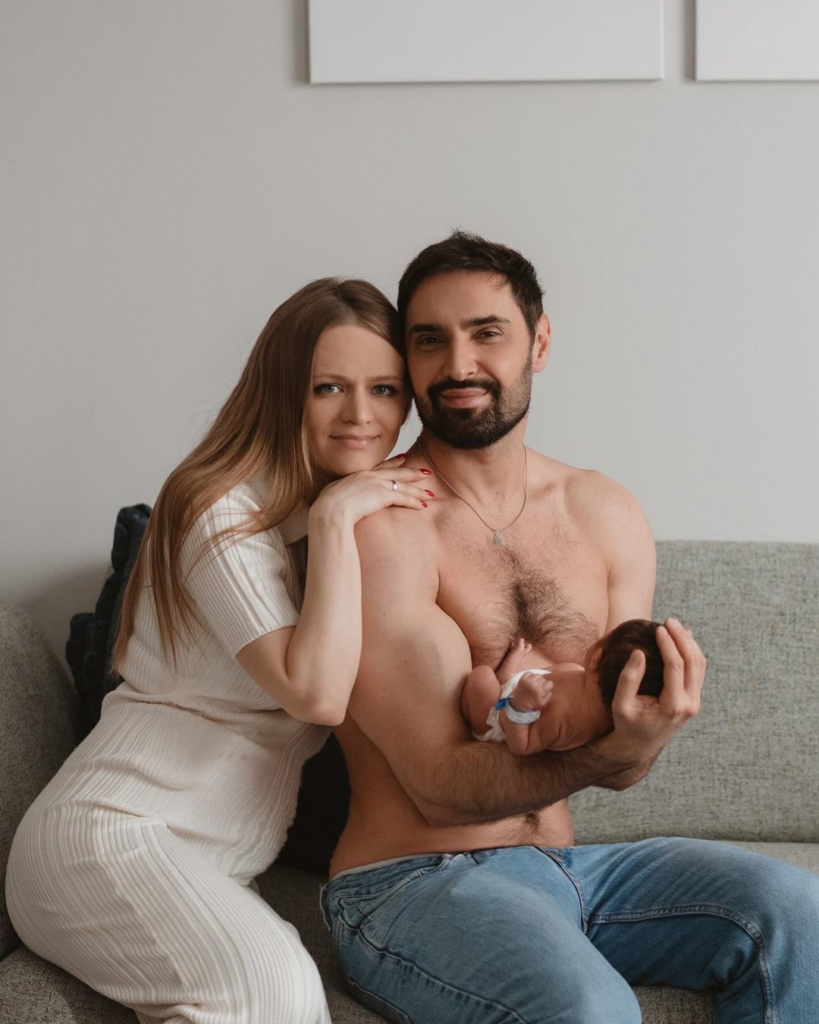 Віталій Козловський вперше став батьком і показав фото з сином