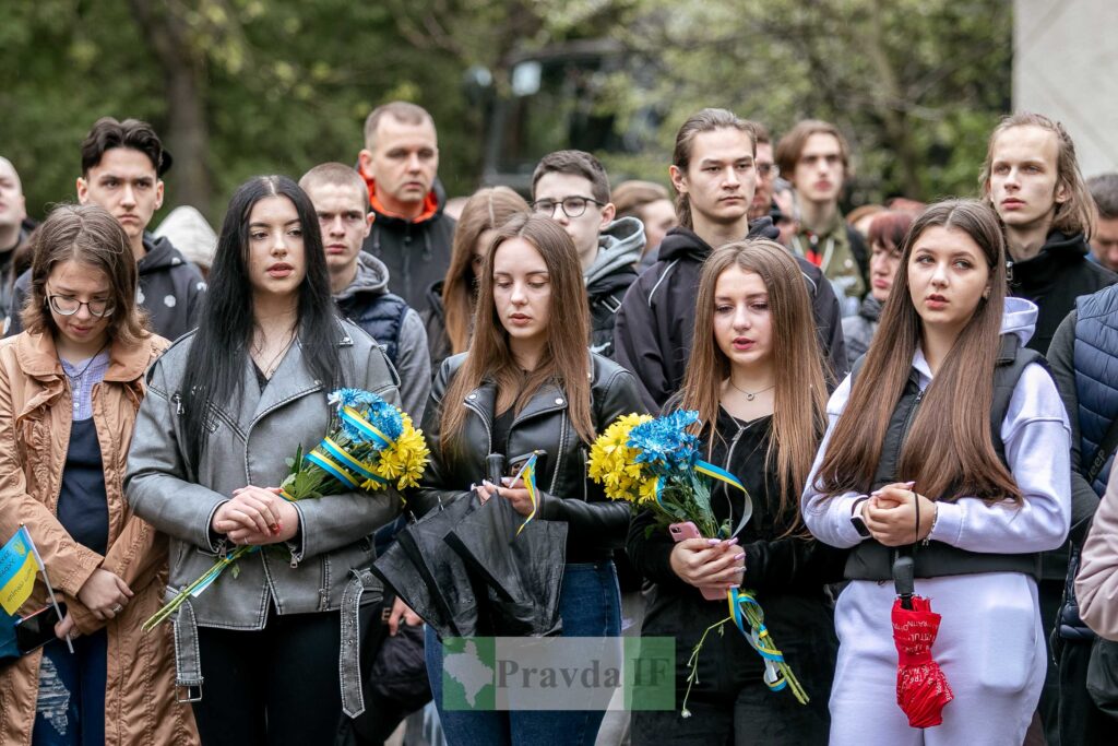 В Івано-Франківську відкрили меморіальні дошки двом полеглим бійцям. ФОТО