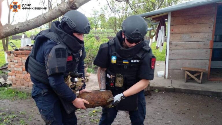 У селі під Коломиєю виявили артилерійський снаряд