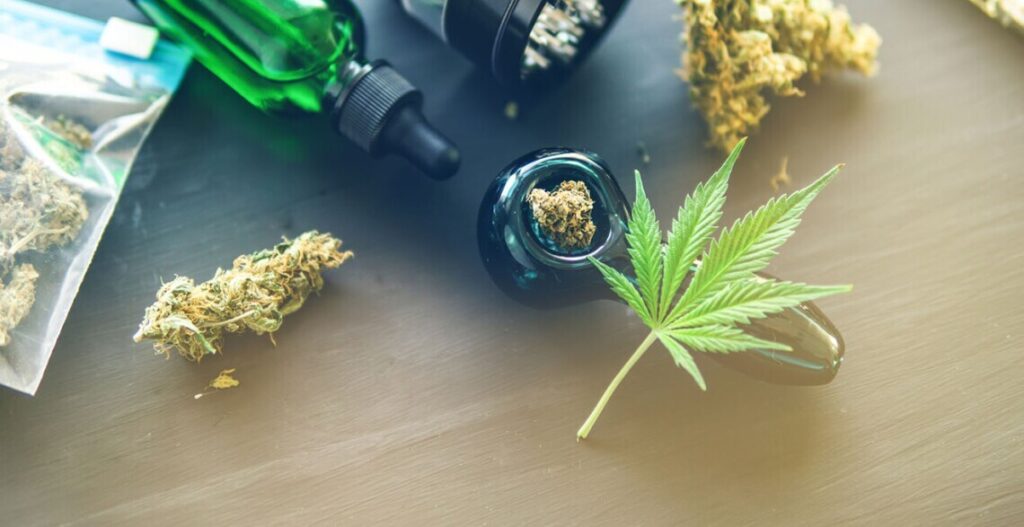 Кабмін дозволив використання канабісу,в наукових та медичних цілях