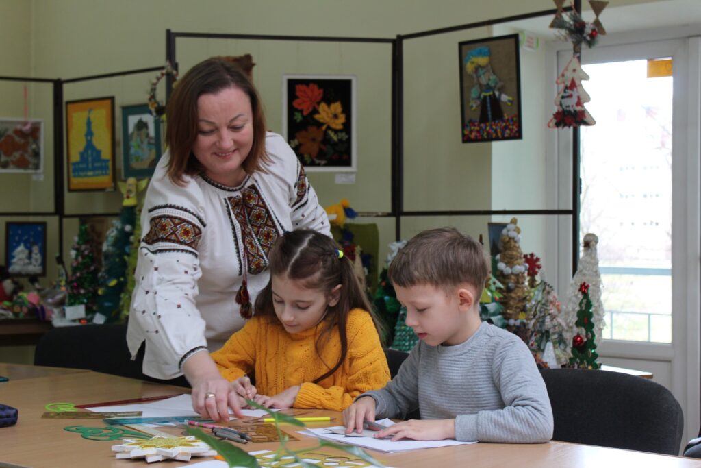 Діти в школі, батьки – на канікулах: веселі та розвиваючі активності в Івано-Франківську