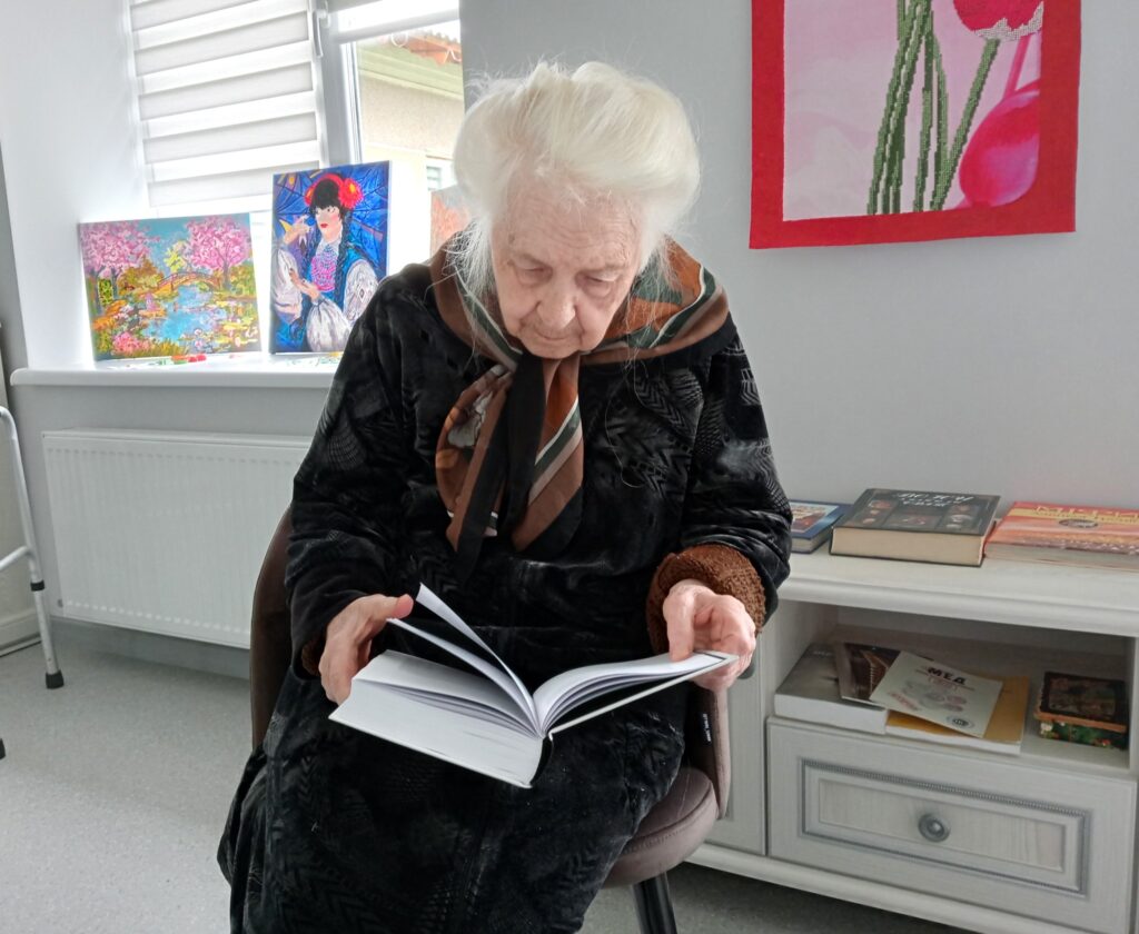 Як 83-річна херсонка Олександра Козлова знайшла прихисток у Франківську