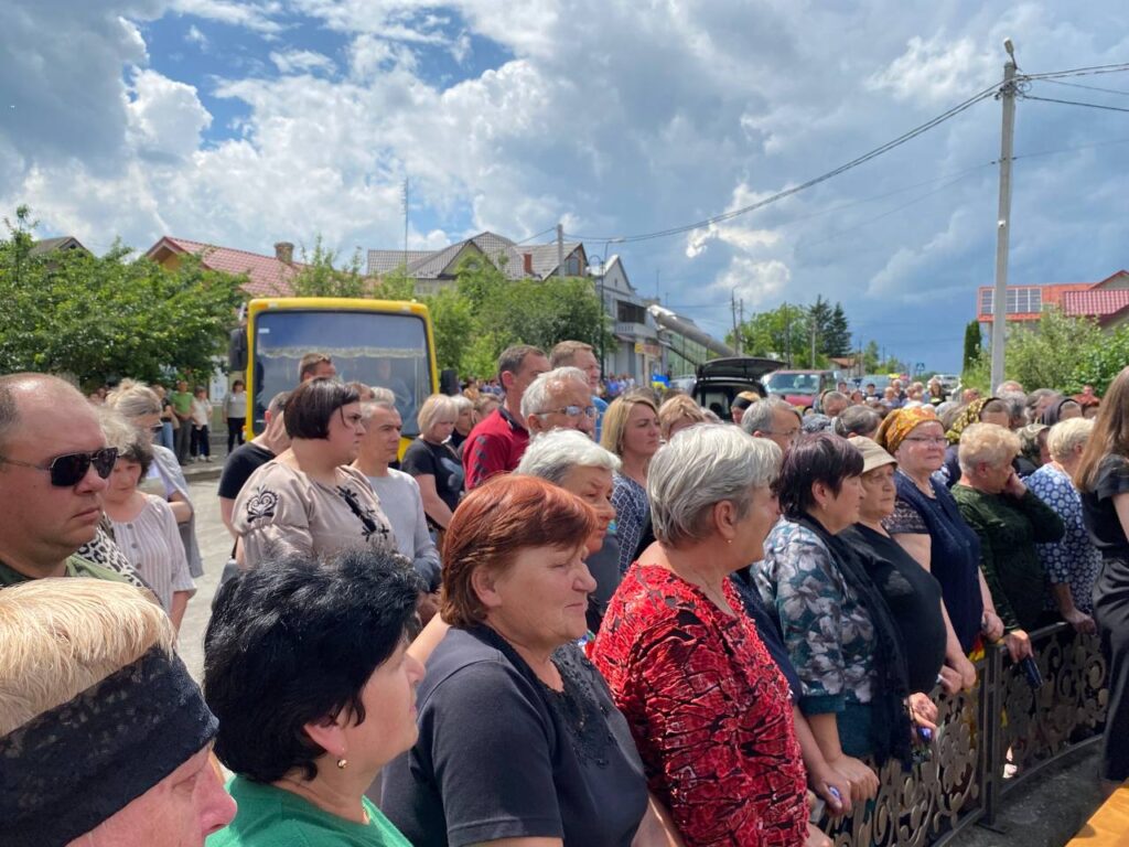 Городенківська громада віддала шану Герою Андрію Долинському